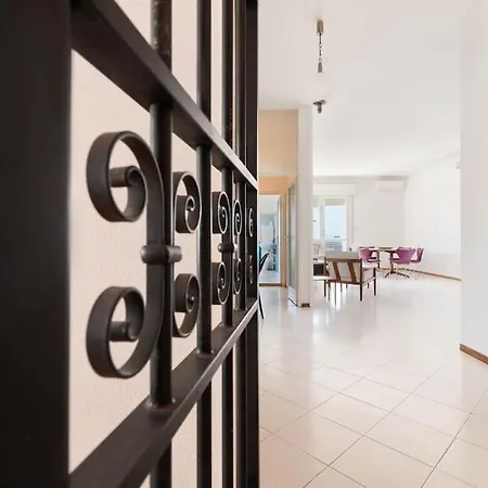 Attico Con Vista Mare リミニ