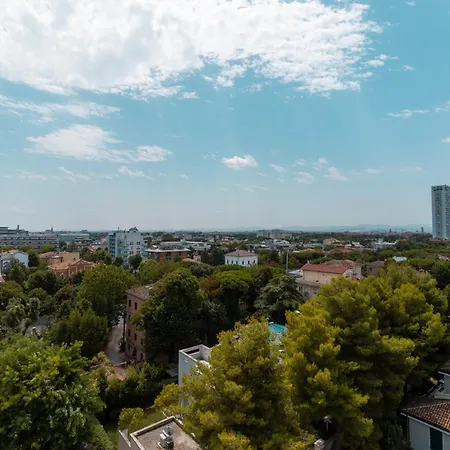 Appartamento Attico Con Vista Mare *